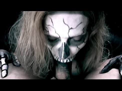 ❤️ Demonityttö imi munaa mustalla suullaan ja nielaisi spermaa. ❤❌ Laadukas seksi at us fi.sexvideogif.ru